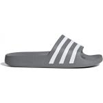 Pánské Plážové pantofle adidas Adilette v šedé barvě ze syntetiky na léto 
