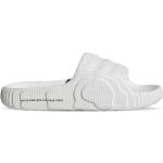 Pánské Sportovní pantofle adidas Originals v bílé barvě ve slevě na léto 
