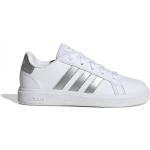  Tenisová obuv adidas Court v bílé barvě ve velikosti 31 ve slevě 