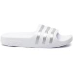 Chlapecké Nazouváky adidas Adilette v bílé barvě ve velikosti 35 na léto 