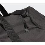 Sportovní tašky adidas v černé barvě v minimalistickém stylu o objemu 40 l 