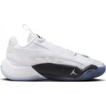 Basketbalové boty Jordan v bílé barvě ve velikosti 36,5 ve slevě 