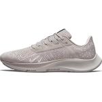 Dámské Silniční běžecké boty Nike Zoom Pegasus 38 v šedé barvě 