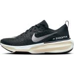 Dámské Běžecké boty Nike Zoom Invincible 3 v černé barvě ve velikosti 37,5 