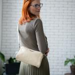 Dámské Kožené kabelky Bagind v béžové barvě v minimalistickém stylu z kůže vyrobené v Česku 