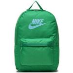 Dámské Sportovní batohy Nike v zelené barvě 