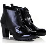 Dámské Kotníčkové boty na podpatku Caprice v černé barvě v elegantním stylu ze syntetiky ve velikosti 40,5 ve slevě 