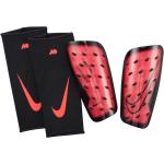 Pánské Fotbalové chrániče Nike v červené barvě ve velikosti M ve slevě 
