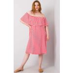 Dámské Šaty FashionHunters v korálově červené barvě z viskózy ve velikosti 4 XL ve slevě plus size 