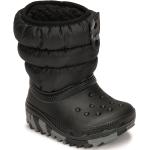 Dětské Zimní kozačky Crocs Classic v černé barvě ve velikosti 28 s výškou podpatku do 3 cm na zimu 