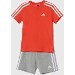 Dětské teplákové soupravy Chlapecké v červené barvě z bavlny ve velikosti 8 let od značky adidas z obchodu Answear.cz 