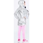 Dětské bundy s kapucí Dívčí ve stříbrné barvě od značky Karl Lagerfeld z obchodu Answear.cz s poštovným zdarma 