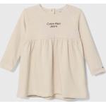 BIO Dětské šaty Dívčí v béžové barvě z bavlny strečové Designer od značky Calvin Klein Jeans z obchodu Answear.cz 
