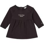 BIO Dětské šaty Dívčí v černé barvě z bavlny ve velikosti 68 strečové Designer od značky Calvin Klein Jeans z obchodu Answear.cz 