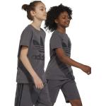 Dětská trička s krátkým rukávem Dívčí v šedé barvě z bavlny ve velikosti 8 let strečové od značky adidas Originals Trefoil z obchodu Answear.cz 