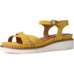 Dámské Kožené sandály Tamaris v žluté barvě z kůže ve velikosti 38 s přezkou ve slevě na léto 