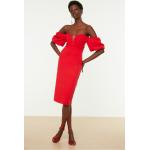 Dámské Pouzdrové šaty Trendyol v červené barvě ve velikosti 9 XL pod kolena s výstřihem do V ve slevě 