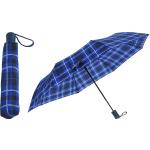 Deštníky v modré barvě 