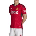 Nová kolekce: Pánské Sportovní oblečení adidas v červené barvě v minimalistickém stylu ve velikosti M s motivem Manchester United ve slevě 