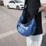 Dámské Messenger tašky přes rameno v modré barvě 