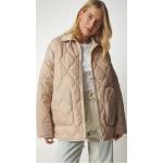 Dámské Zimní kabáty v béžové barvě prošívané z polyesteru ve velikosti 9 XL dlouhé s vysokým krkem ve slevě 