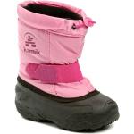 Dětské Zimní boty Kamik v růžové barvě ve velikosti 25 izolované na zimu 