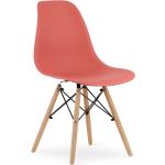 Jídelní židle v korálově červené barvě ve skandinávském stylu z buku 