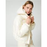 Dámské Zimní kabáty KOTON v bílé barvě v lakovaném stylu ve slevě 