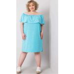 Dámské Šaty s potiskem FashionHunters ve světle modré barvě s pruhovaným vzorem z viskózy ve velikosti XXL ve slevě plus size 