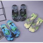Pánské Domácí pantofle v šedé barvě s maskáčovým vzorem z polyvinylchloridu protiskluzové na léto 