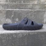 Pánské Pantofle Loap v černé barvě ve velikosti 41 ve slevě 