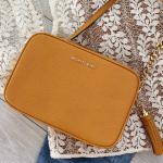 Dámské Designer Luxusní kabelky Michael Kors Ginny ve zlaté barvě z kůže 