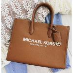 Dámské Designer Luxusní kabelky Michael Kors v hnědé barvě z kůže 