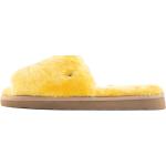 Dámské Pantofle na podpatku Minnetonka v žluté barvě ze syntetiky ve velikosti 41 s výškou podpatku do 3 cm ve slevě 