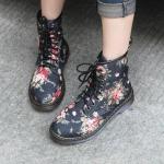 Dámské Kotníčkové boty na podpatku v černé barvě s květinovým vzorem z plátěného materiálu na zimu 