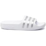 Pánské Sportovní pantofle adidas v bílé barvě ve velikosti 34 na léto 