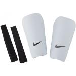 Fotbalové chrániče Nike Academy v bílé barvě ve velikosti L ve slevě 