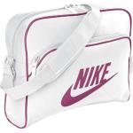 Tašky Nike Heritage v růžové barvě v elegantním stylu 