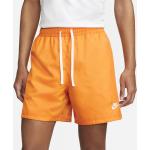 Pánská  Letní móda Nike Essentials v oranžové barvě v ležérním stylu ve velikosti L ve slevě 