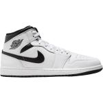 Pánské Basketbalové boty Nike Air Jordan 1 Mid v bílé barvě ve velikosti 47,5 
