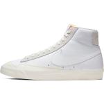 Pánské Basketbalové boty Nike Blazer v bílé barvě ve vintage stylu ve velikosti 40,5 ve slevě 