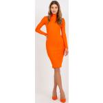Dámské Šaty s potiskem FashionHunters v oranžové barvě s pruhovaným vzorem ve velikosti S ve slevě 