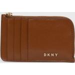 Dámské Designer Kožené peněženky DKNY v hnědé barvě z polyvinylchloridu 
