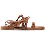 Dámské Designer Kožené sandály Stuart Weitzman v hnědé barvě z kůže ve velikosti 37 na šněrování ve slevě na léto 