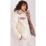 Dámské Zimní bundy s kapucí FashionHunters ve světle béžové barvě v ležérním stylu s kostkovaným vzorem z nylonu ve velikosti L ve slevě 