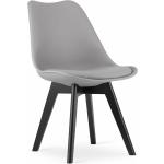 Jídelní židle ve světle šedivé barvě ve skandinávském stylu z plastu 