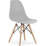 Jídelní židle ve světle šedivé barvě ve skandinávském stylu z buku 