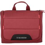 Textilní kufry Travelite v červené barvě o objemu 5 l 