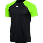 Pánská  Trička s krátkým rukávem Nike Academy v černé barvě z polyesteru ve velikosti M s krátkým rukávem ve slevě 