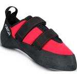 Lezecké boty v červené barvě ve velikosti 41 
